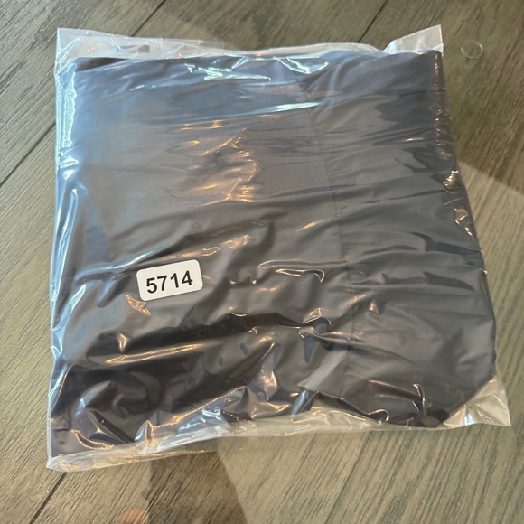 Tuckernuck Pomander Place Black Crepe Kenzo Dress 45714 - Picture 13 of 13